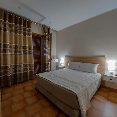 Vila Luzaj Apartment *