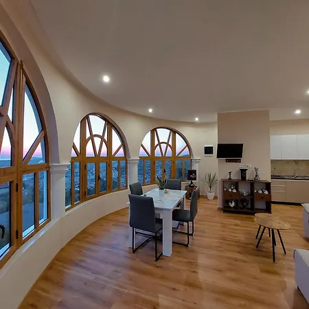 Vila Luzaj Apartment Vlore